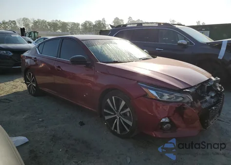 2021 Nissan Altima Sr z USA, uszkodzony, nr VIN 1N4AL4CV6MN380082